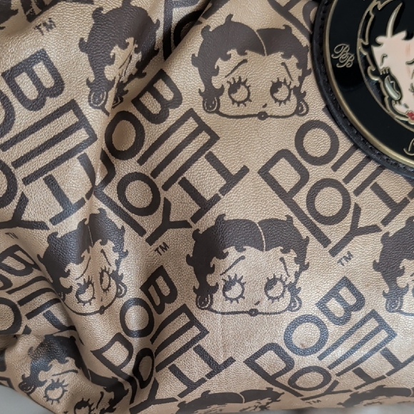 Betty Boop Black & Tan Logo Shoulder Bag with Gold Hardware - Picture 5 of 14